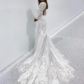 Sexy Backless Luxury Full Beading Lace Long Sleeve Mermaid Wedding Dresses