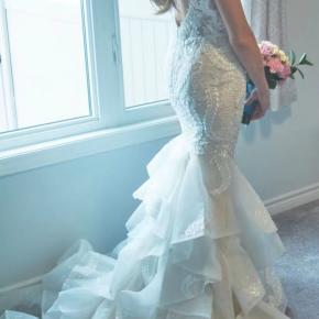Designer Quality Illusion Bodice Layered Skirt Glitter Mermaid Bridal Dresses 